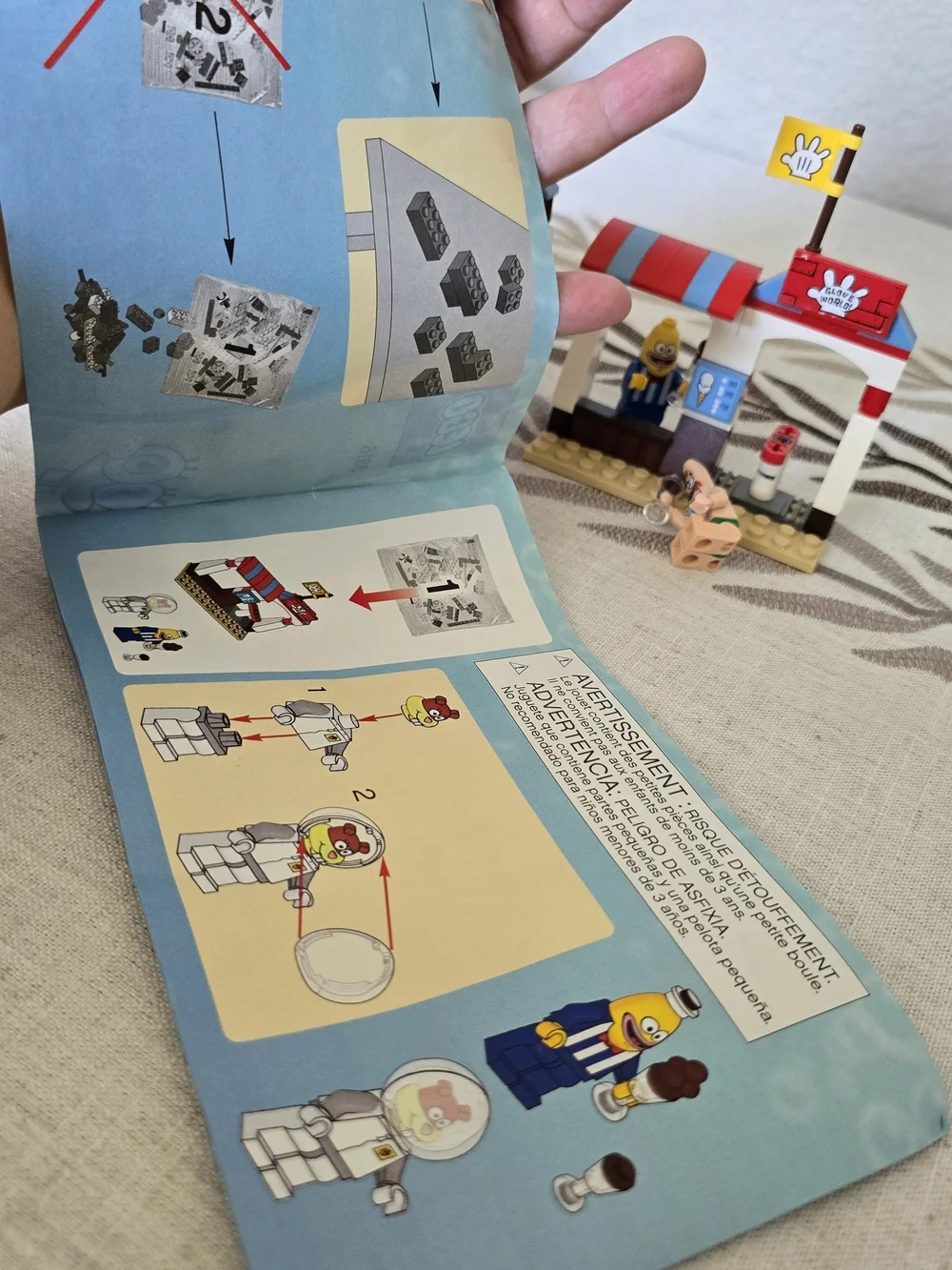 LEGO SpongeBob SquarePants Glove World Set 3816